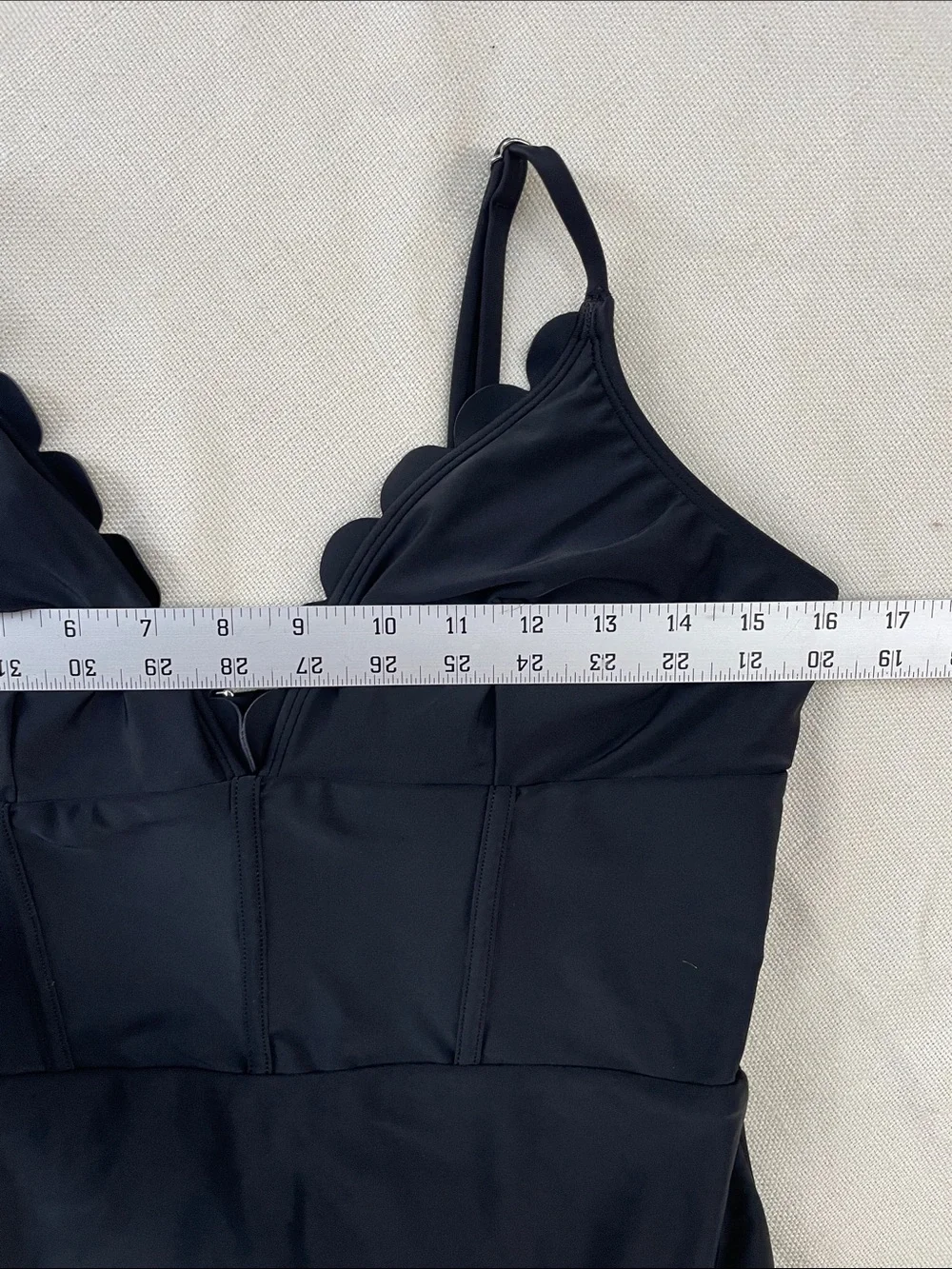 Scallop Edge One-Piece Swimsuit - Black